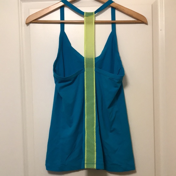 Lorna Jane Active Top - Picture 2 of 5